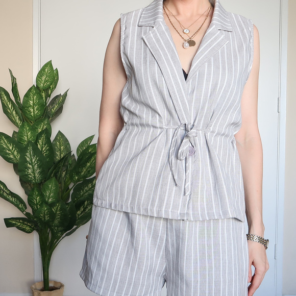 Grey/white striped shorts and vest sleeveless set - Picture 3 of 6